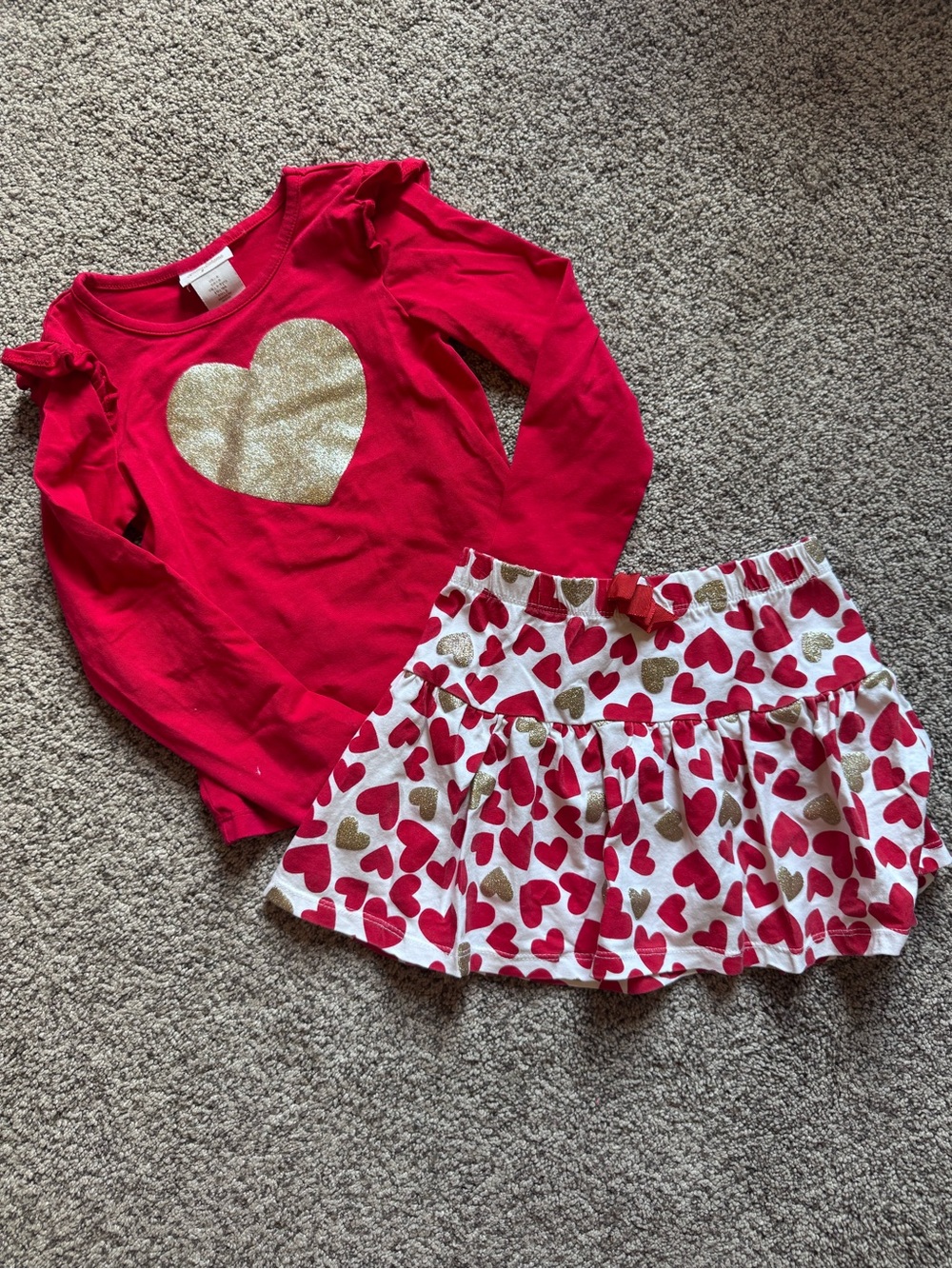 Tommy Bahama Red Top and Heart Print Skirt Set
